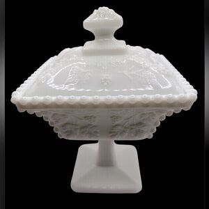 WESTMORELAND White Milk Glass wedding box, Pedestal Dish w/ Lid GrapeVine